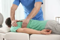 Hướng dẫn phương pháp massage trị liệu cho người ung thư giúp giảm đau